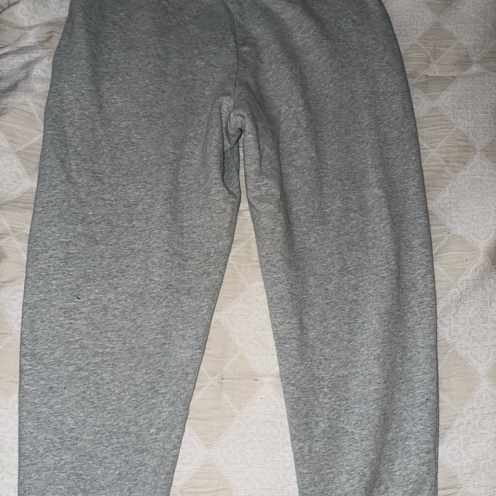 GAP Heather Gray Fleece Sweatpants - Picture 4 of 4